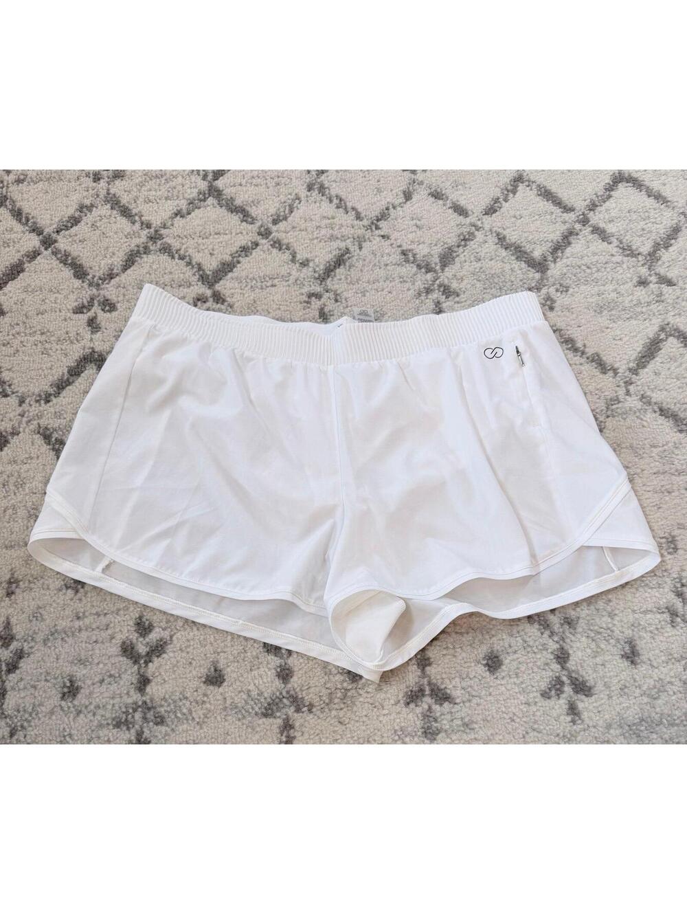 NWT Calia swift short white size large